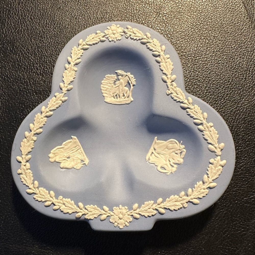 Vintage Blue Wedgwood Jasperware Clover Shaped Trinket Dish